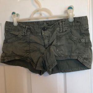 American eagle Stretch shorts
